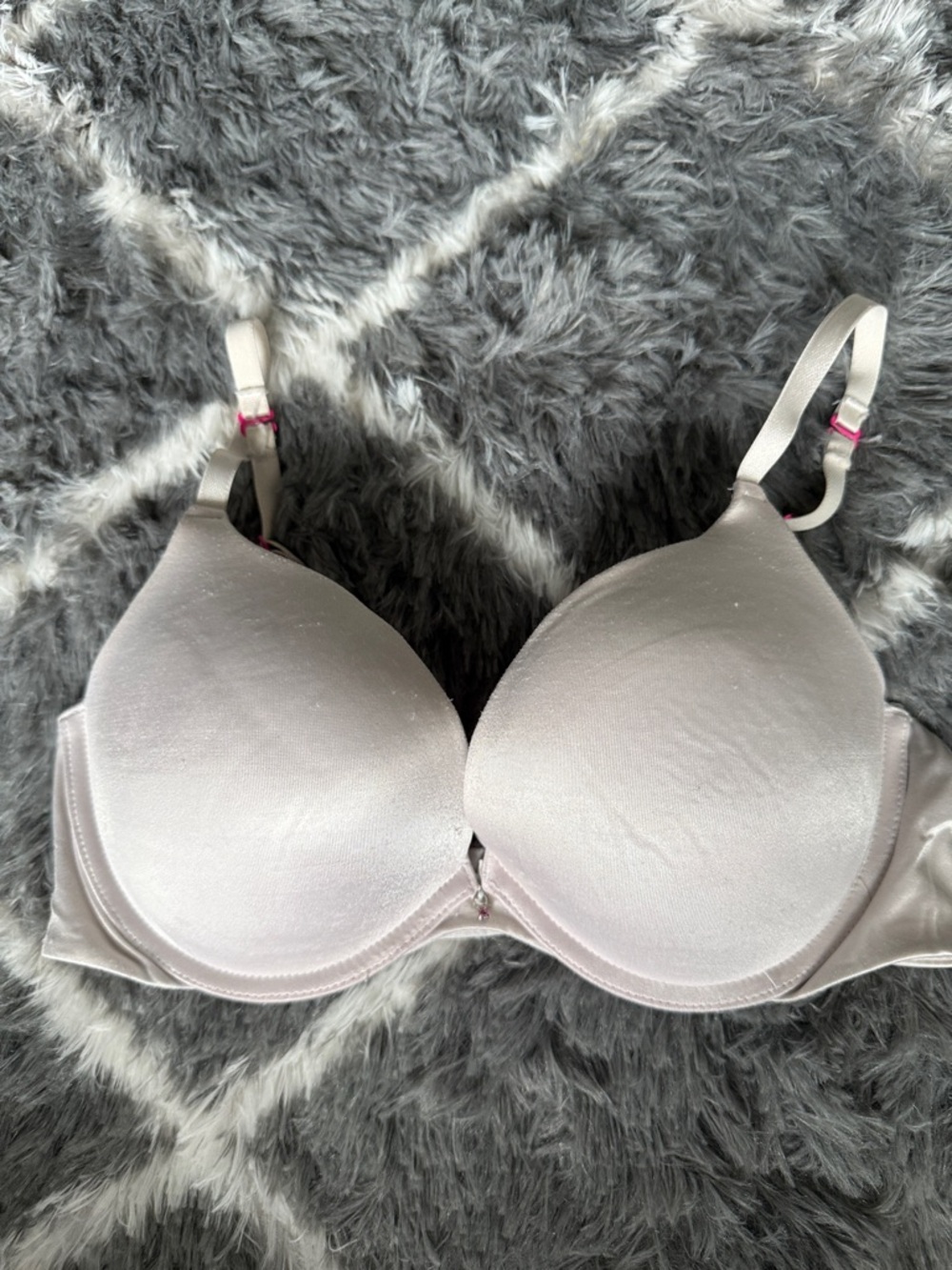 Fredericks of Hollywood push-up Bra